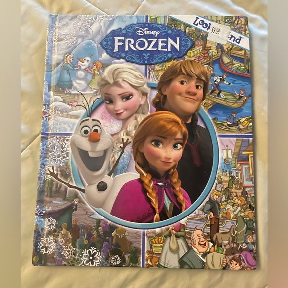 Disney Frozen Seek n find book - Picture 1 of 4